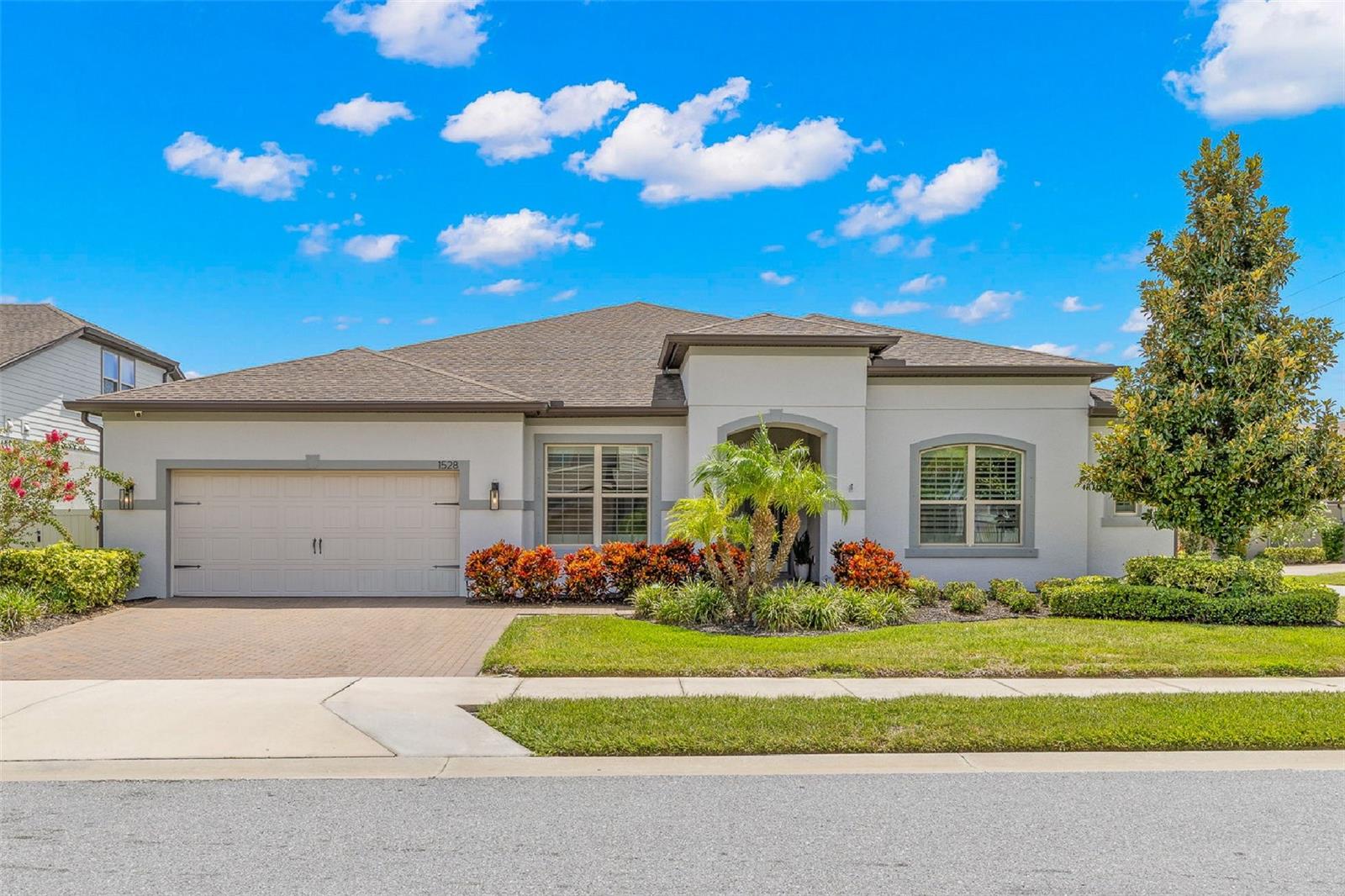 1528 Forest Glen Ct, Palm Harbor, FL 34683