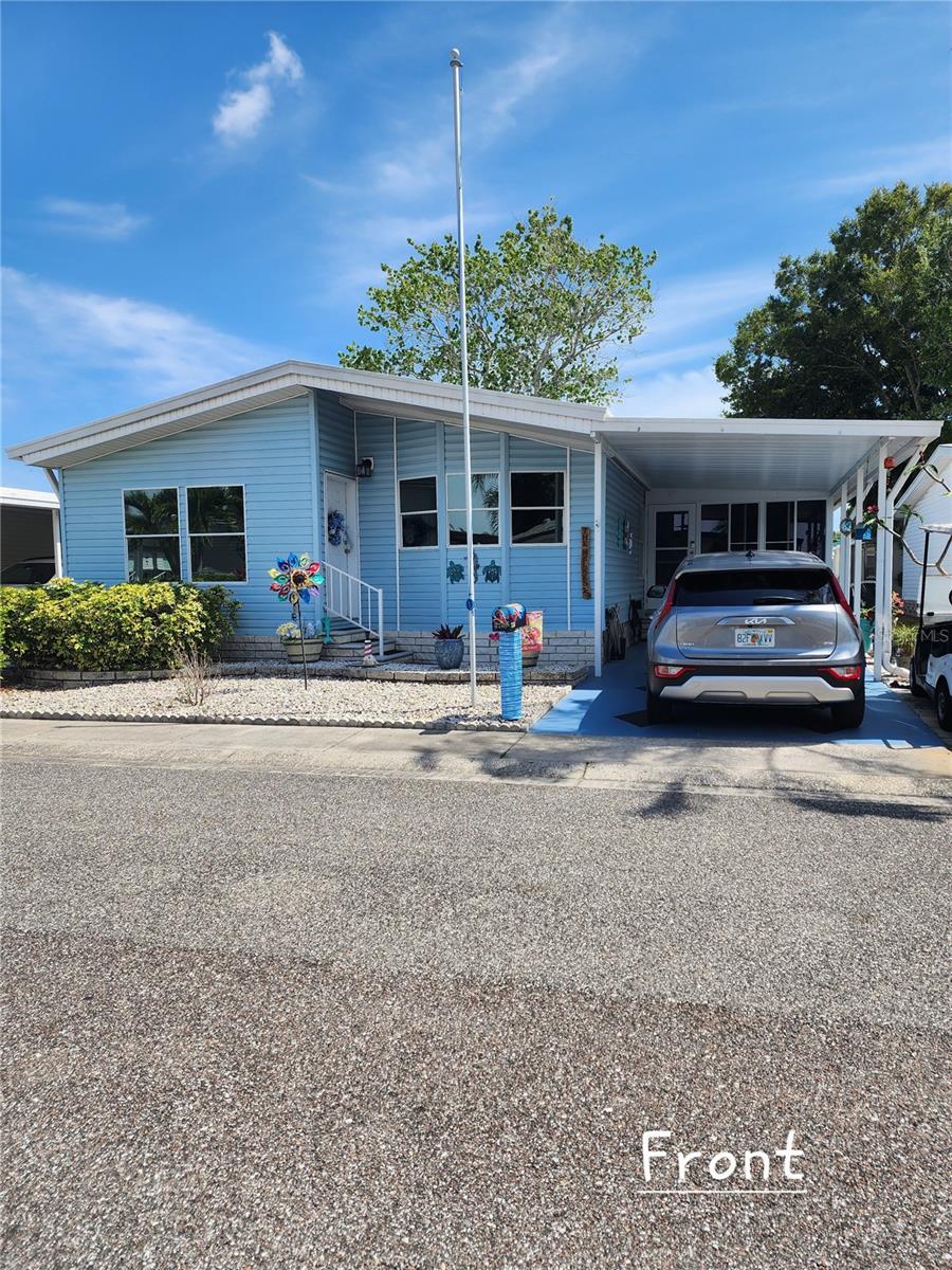 1001 Starkey Rd, Largo, FL 33771