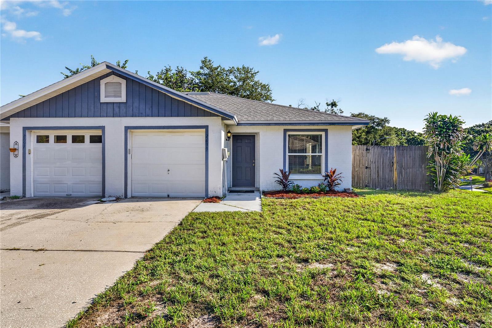 2699 Macklin Ct, Palm Harbor, FL 34684