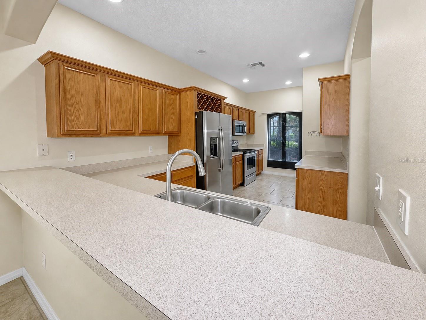 1602 Tail Feather Dr, Kissimmee, FL 34746 photo