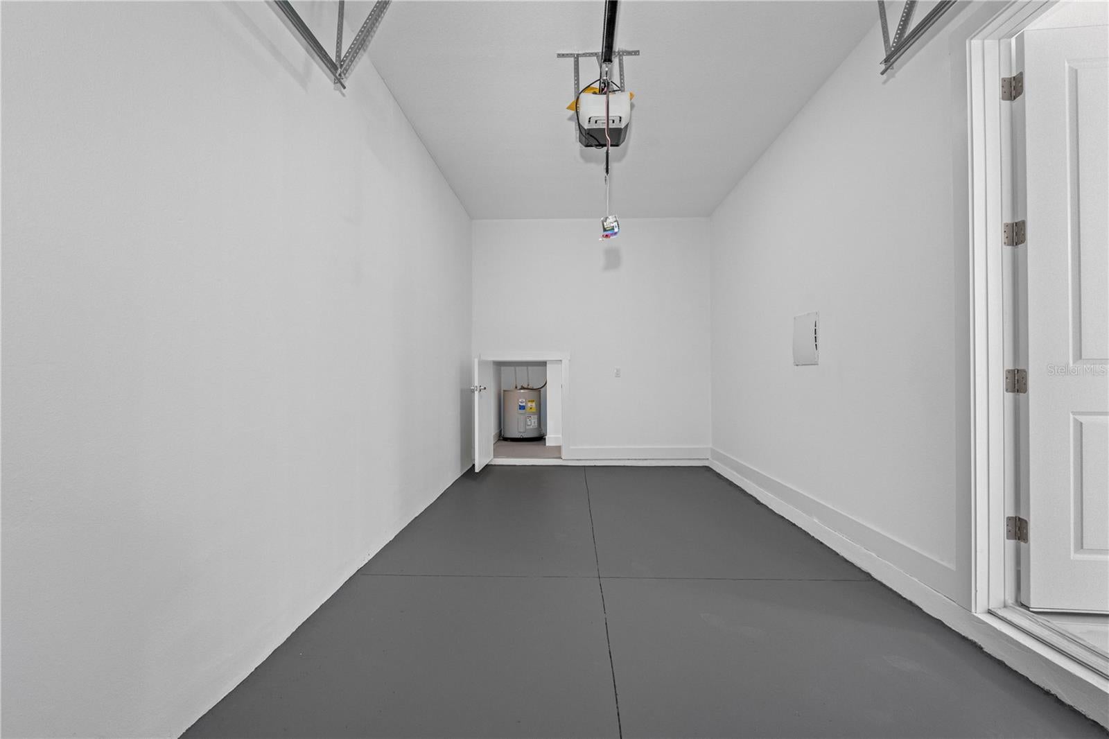 7015 N Central Ave #UNIT C, Tampa, FL 33604 photo