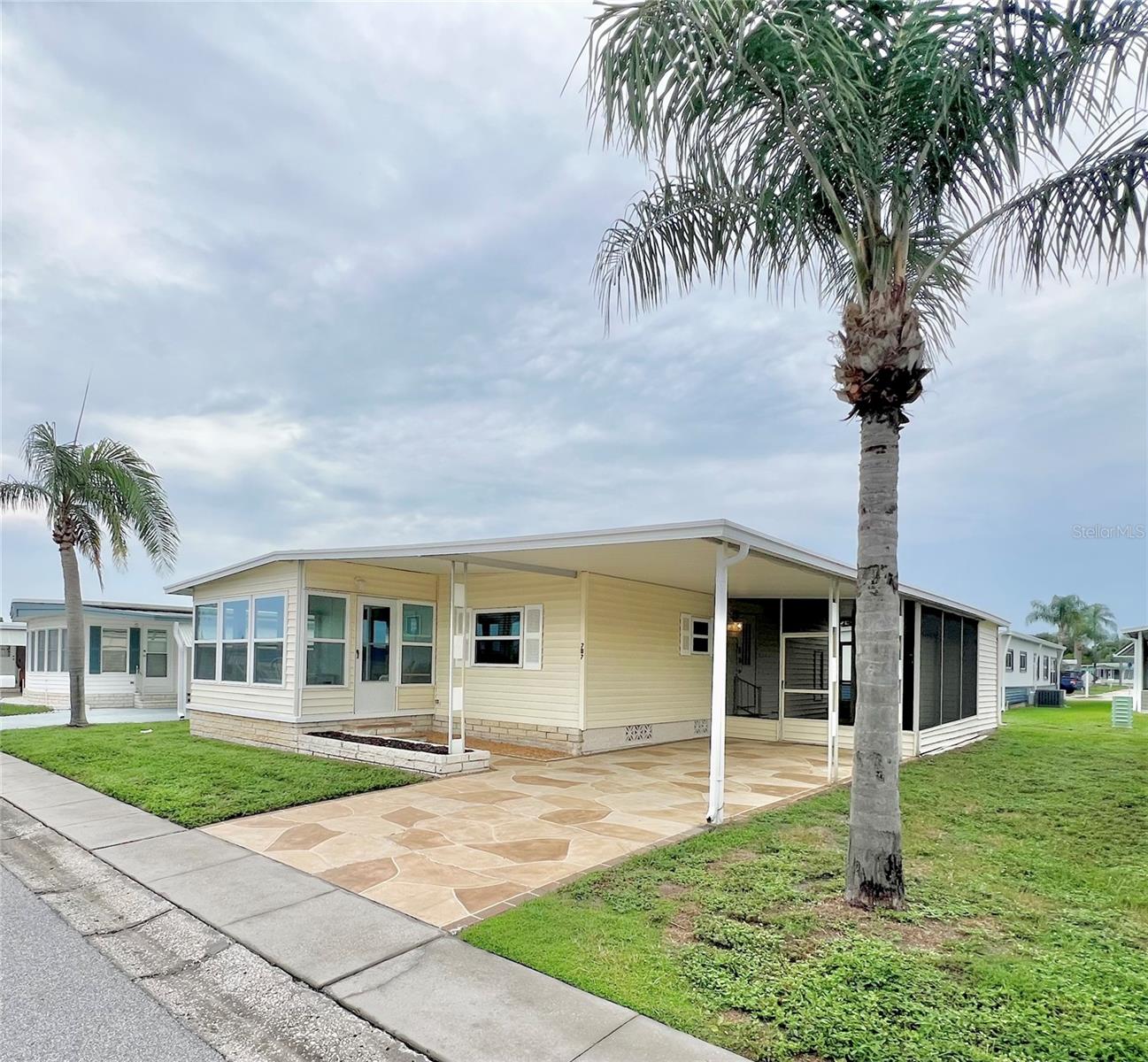 1100 Belcher Rd, Largo, FL 33771