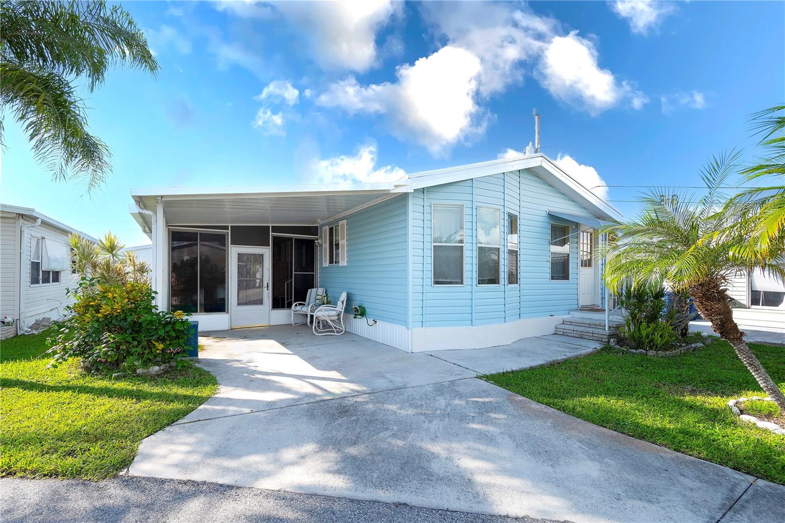2062 Champion St, Sarasota, FL 34231