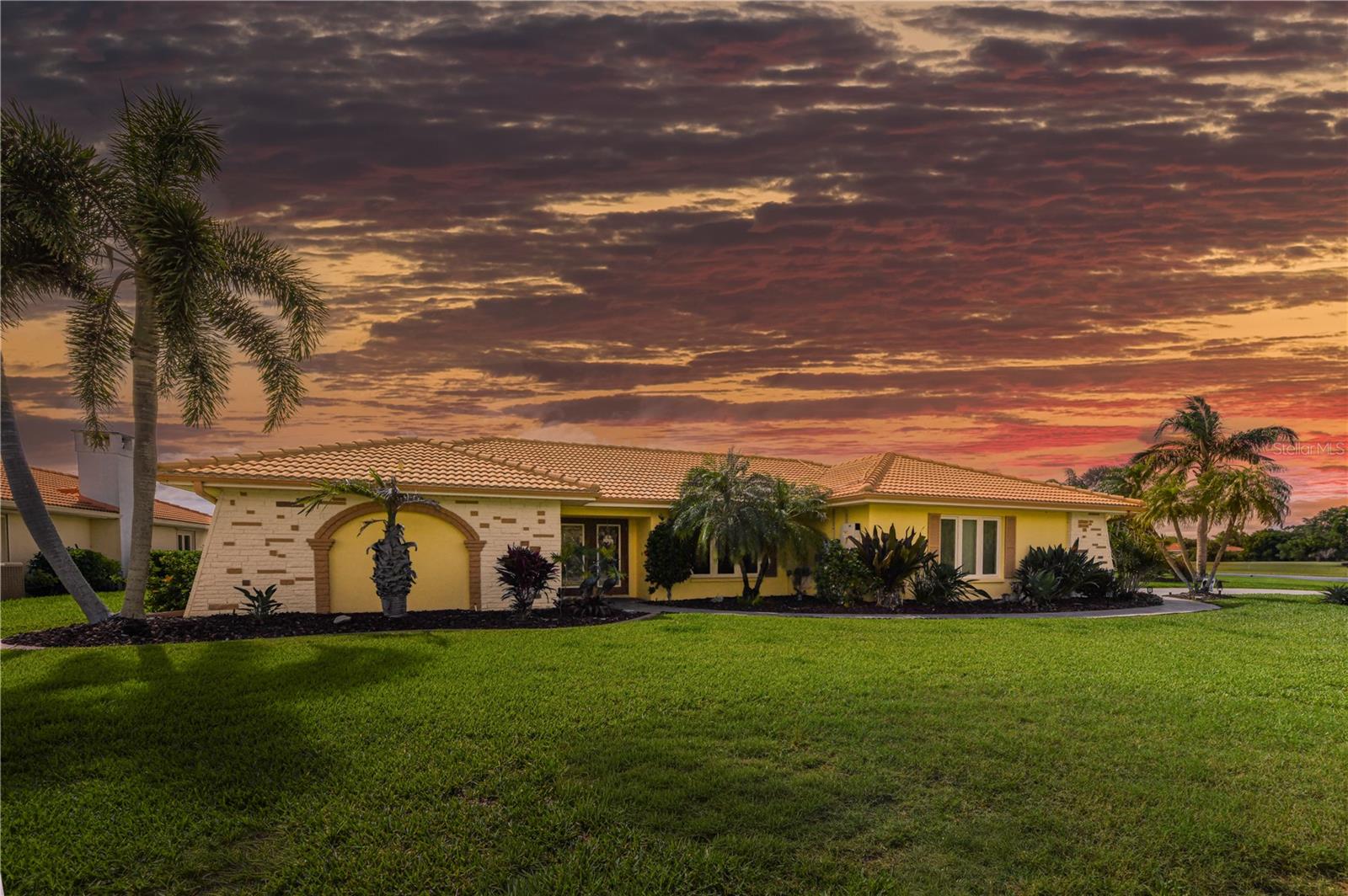 1800 Liesl Dr, Venice, FL 34293 photo