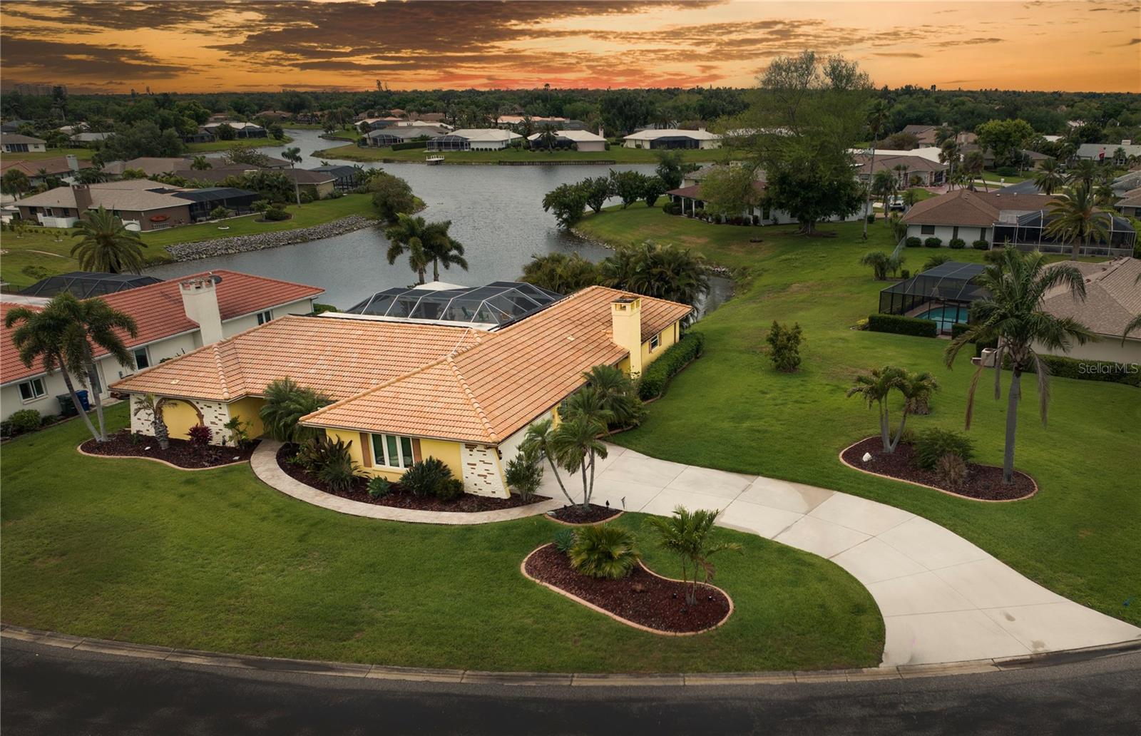 1800 Liesl Dr, Venice, FL 34293