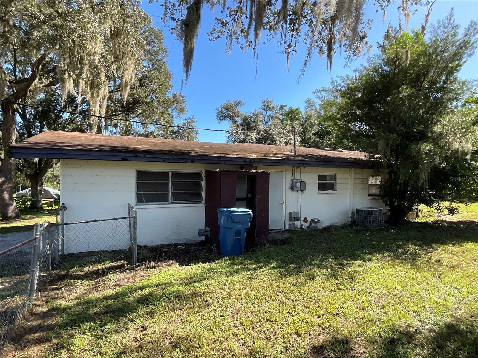 5032 Flamingo Ln, Dade City, FL 33523 photo