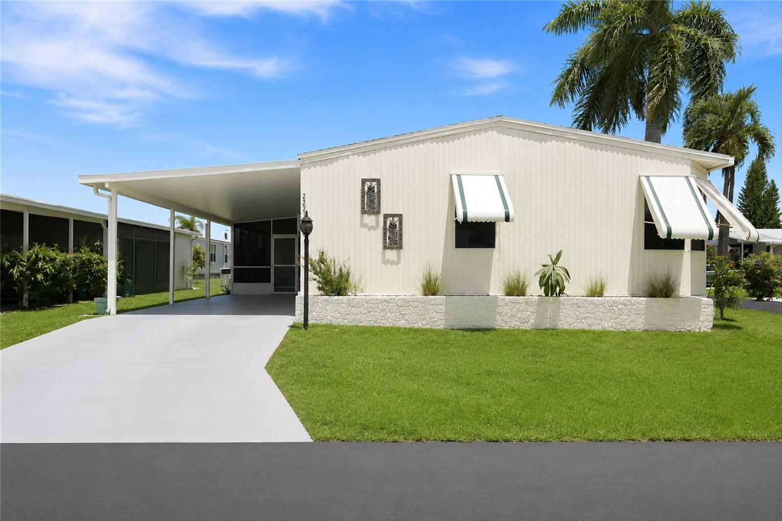 252 Loon Ln, Naples, FL 34114