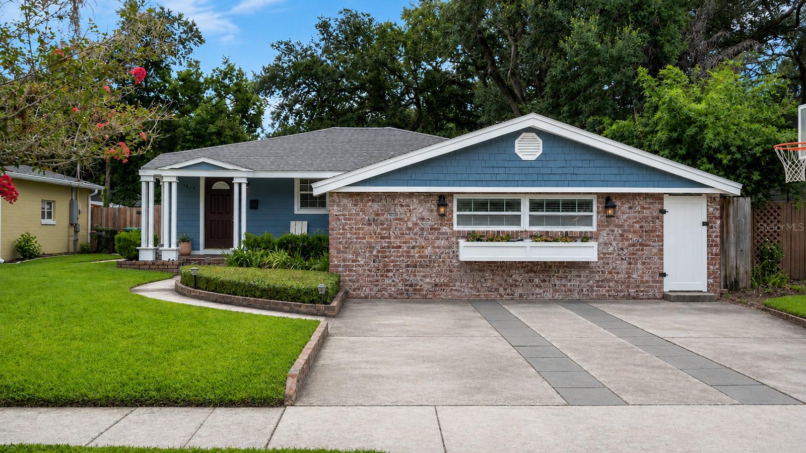 1819 Lake Sue Dr, Orlando, FL 32803 photo