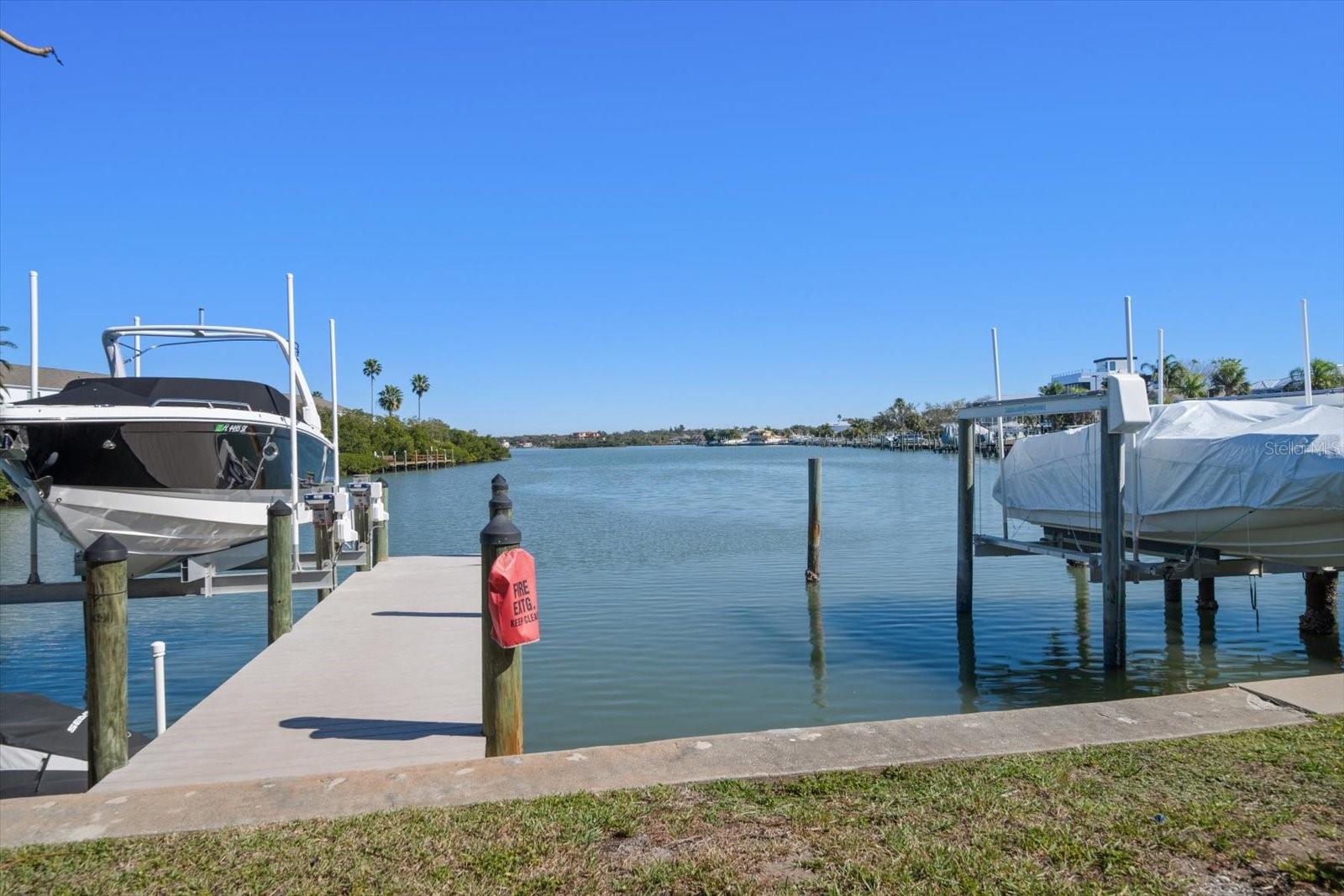 829 E Gulf Blvd #107, Indian Rocks Beach, FL 33785 photo