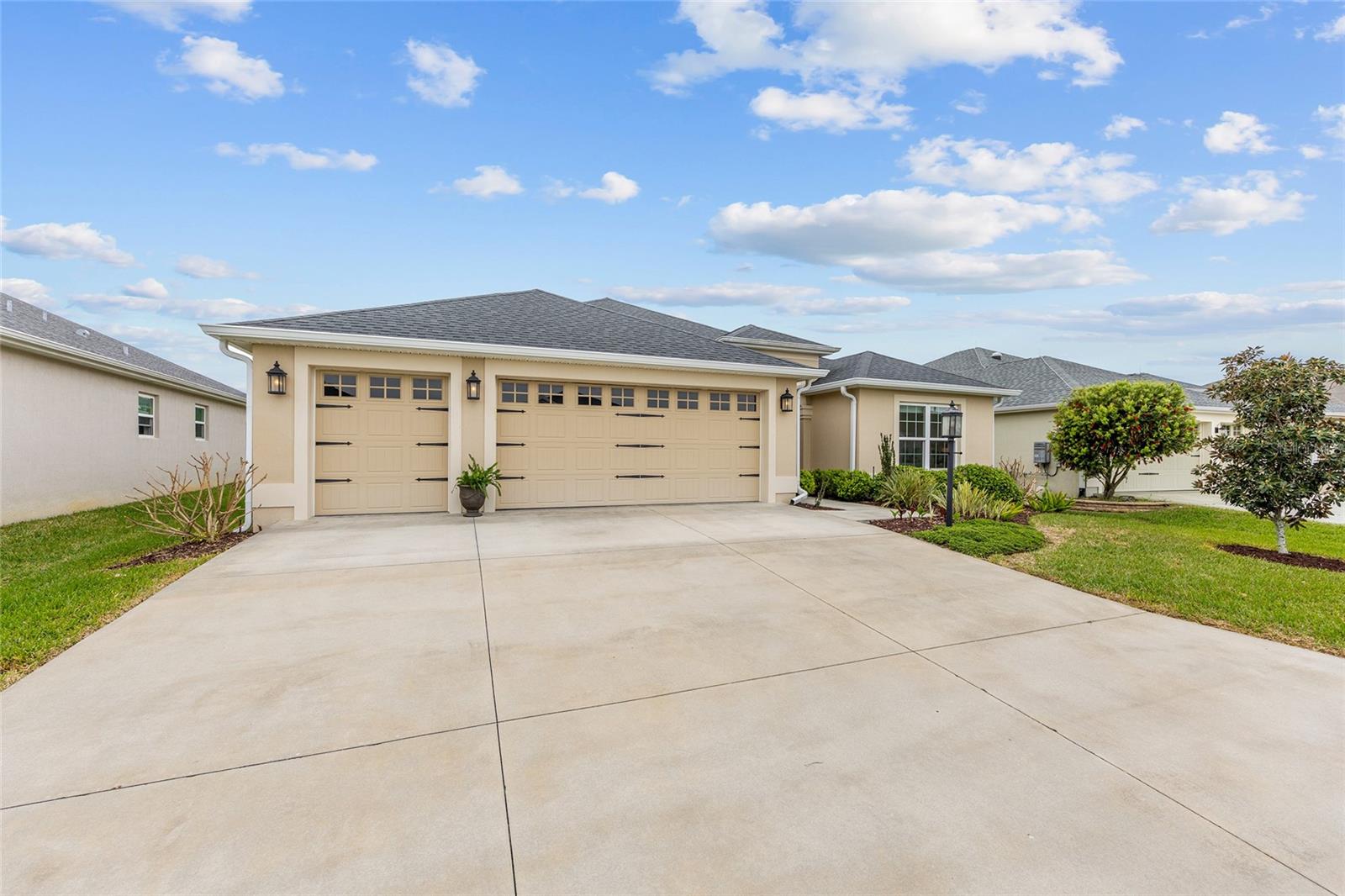 5791 Henry Loop, The Villages, FL 32163 photo