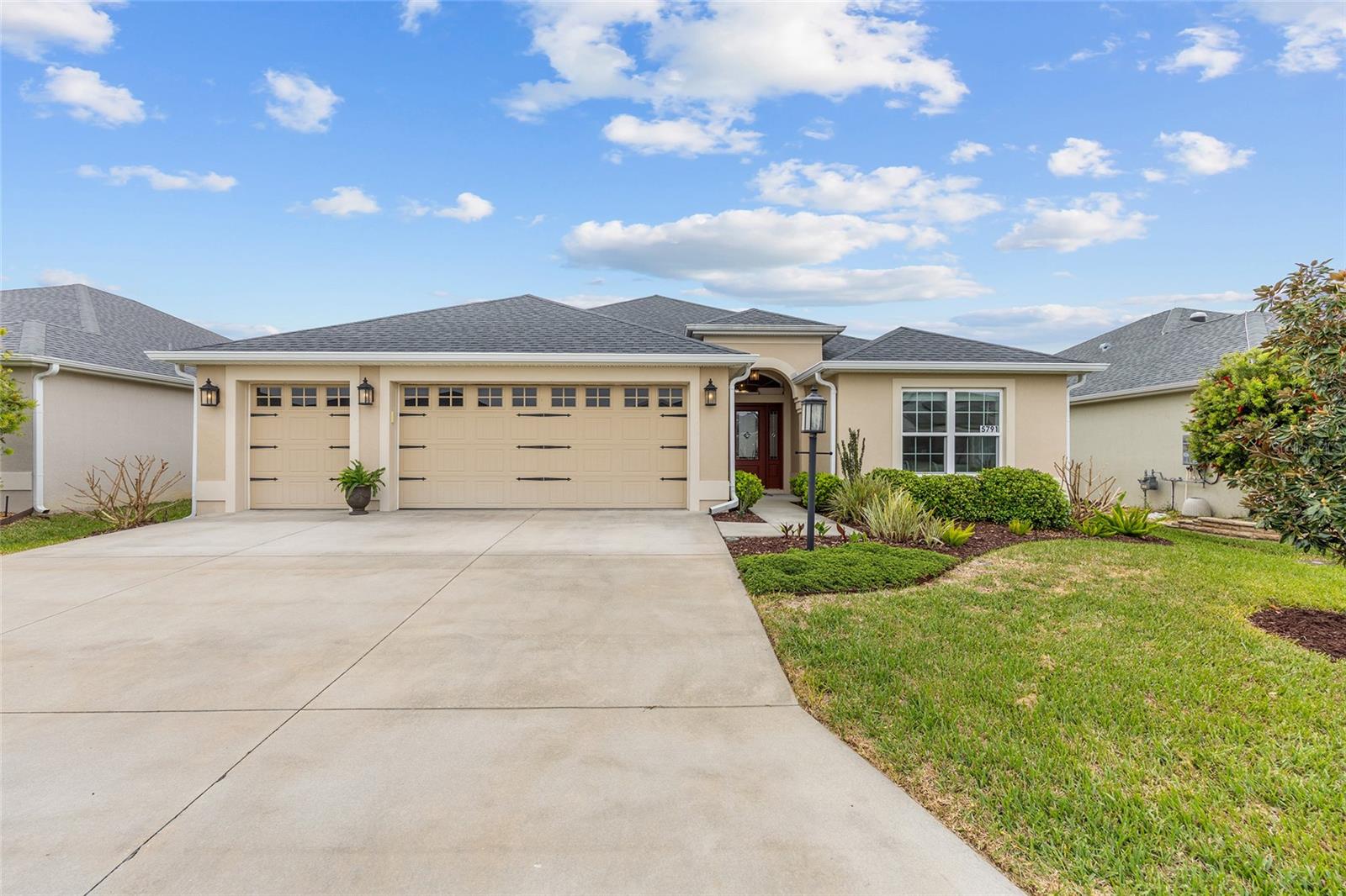 5791 Henry Loop, The Villages, FL 32163 photo