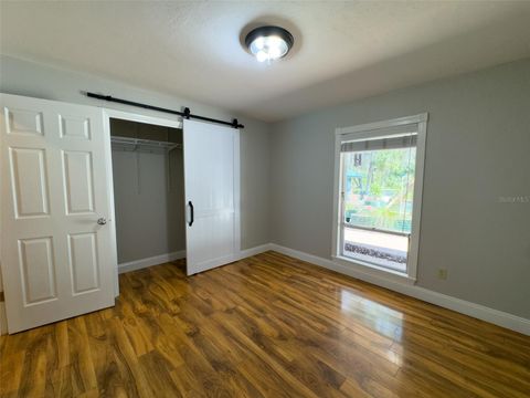 Single Family Residence in MELROSE FL 460 SE 4TH AVENUE 19.jpg