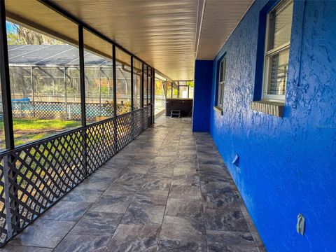 Single Family Residence in MELROSE FL 460 SE 4TH AVENUE 29.jpg