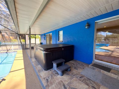 Single Family Residence in MELROSE FL 460 SE 4TH AVENUE 30.jpg