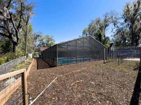 Single Family Residence in MELROSE FL 460 SE 4TH AVENUE 45.jpg