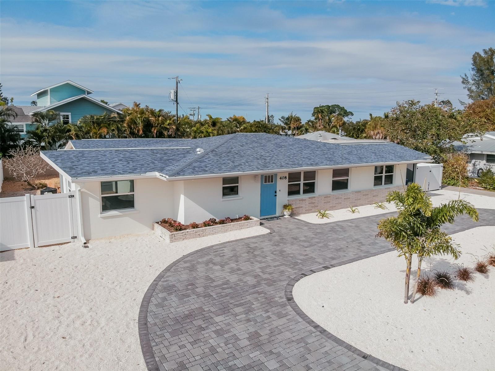 408 71 St, Holmes Beach, FL 34217