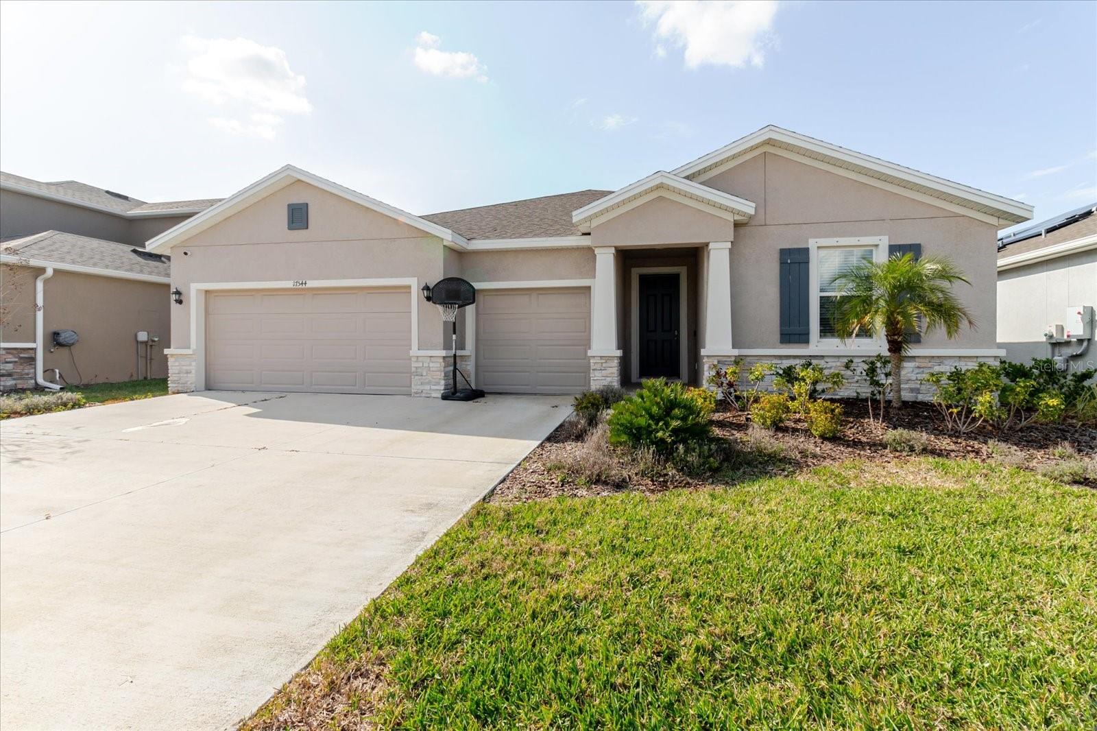 17544 Cantarina Cv, Bradenton, FL 34211 photo