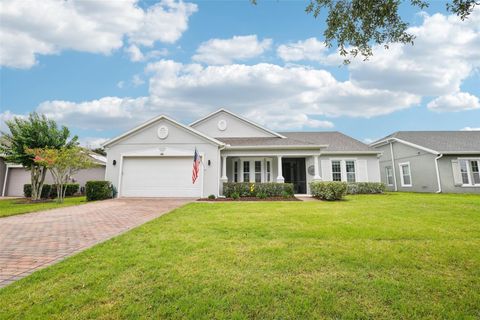 Single Family Residence in GROVELAND FL 106 MIST FLOWER LN.jpg