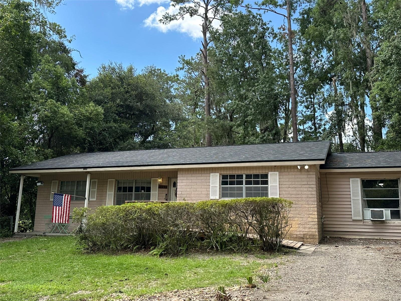 1347 NE 15 St, Ocala, FL 34470 photo