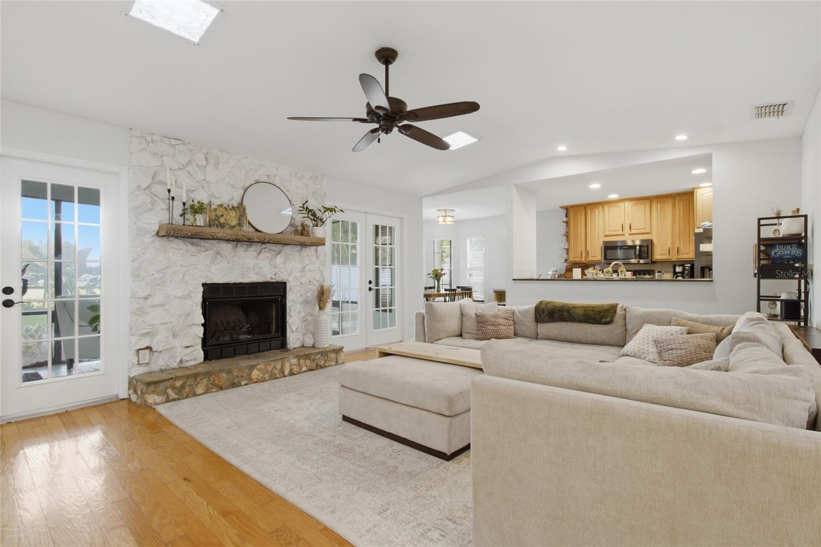 3211 Coventry, Safety Harbor, FL 34695 photo