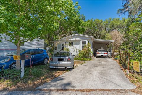 Manufactured Home in LAKE PANASOFFKEE FL 1674 CR 434.jpg