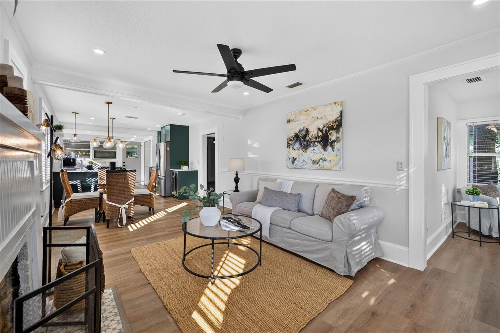 4624 Iris St, Saint Petersburg, FL 33714 photo