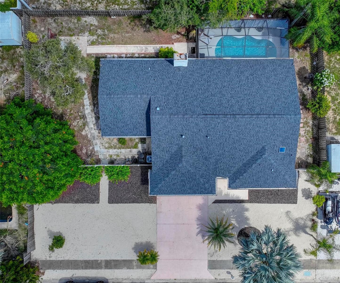 1016 Goshen Rd, Tarpon Springs, FL 34689 photo