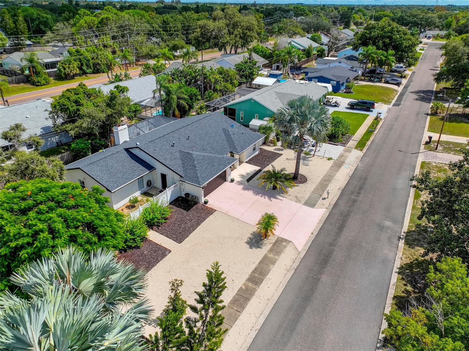 1016 Goshen Rd, Tarpon Springs, FL 34689 photo