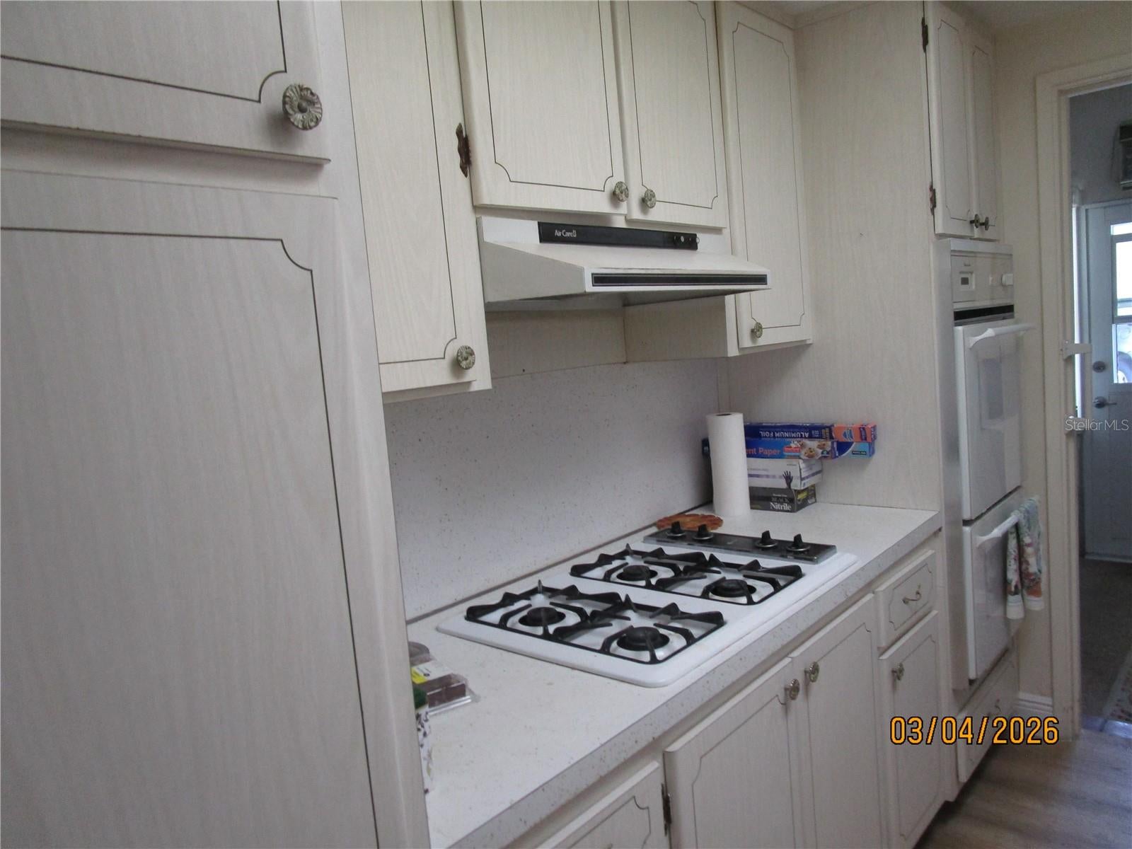 5920 18 St #8, Saint Petersburg, FL 33714 photo