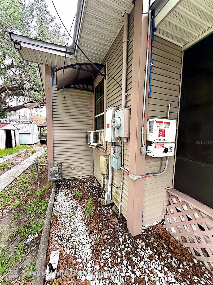 118 W Drew St, Plant City, FL 33563 photo