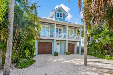 Single Family Residence in ANNA MARIA FL 418 MAGNOLIA AVENUE.jpg