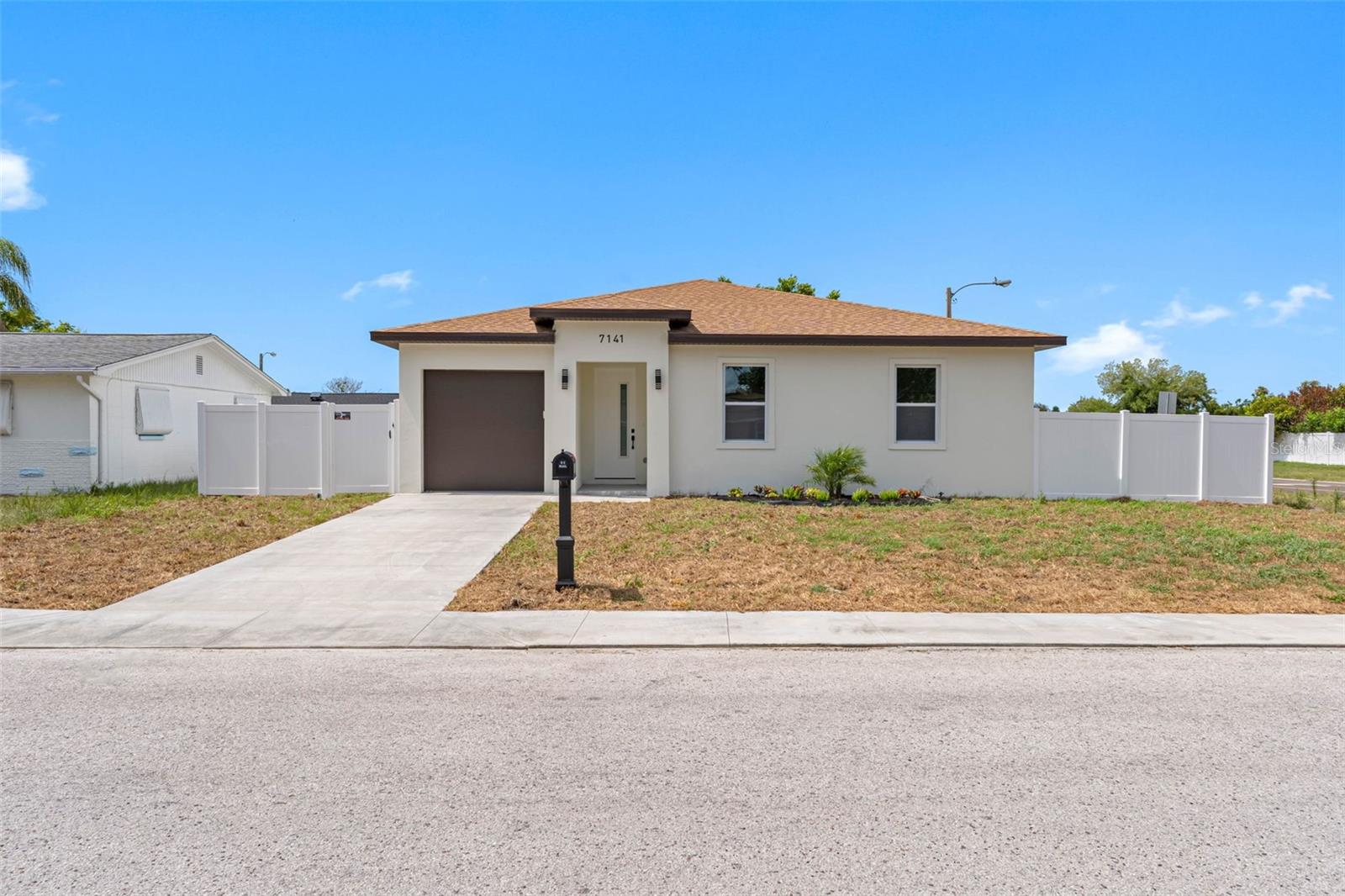 7141 Ivanhoe Dr, Port Richey, FL 34668 photo