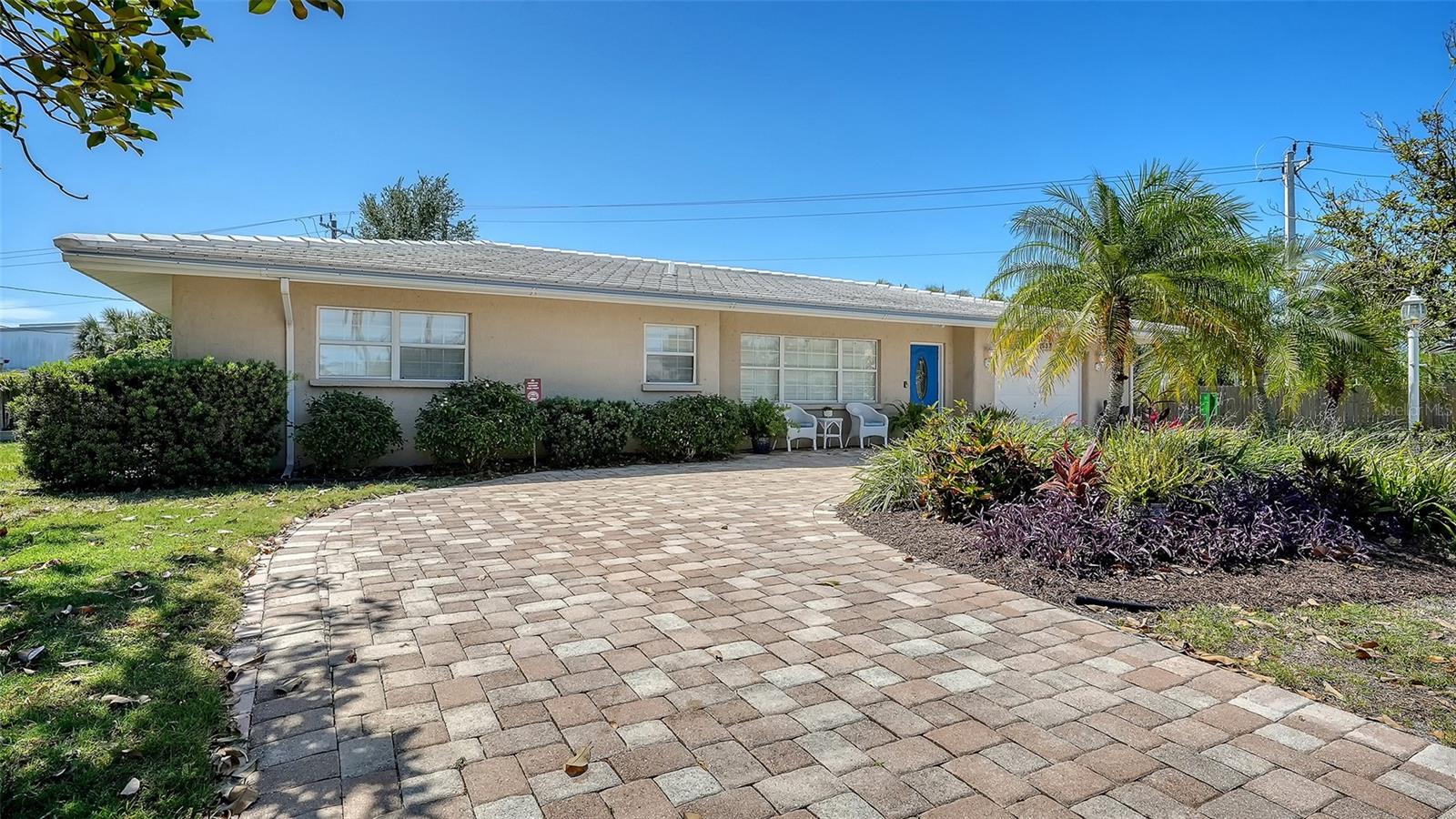 3537 S School Ave, Sarasota, FL 34239 photo