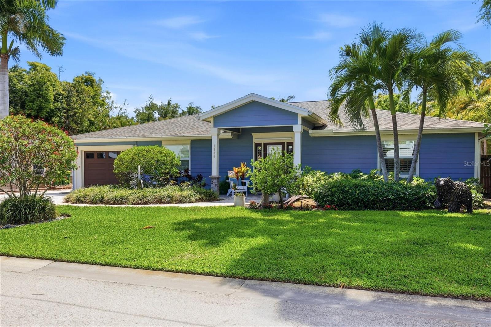 1880 Loma Linda St, Sarasota, FL 34239 photo
