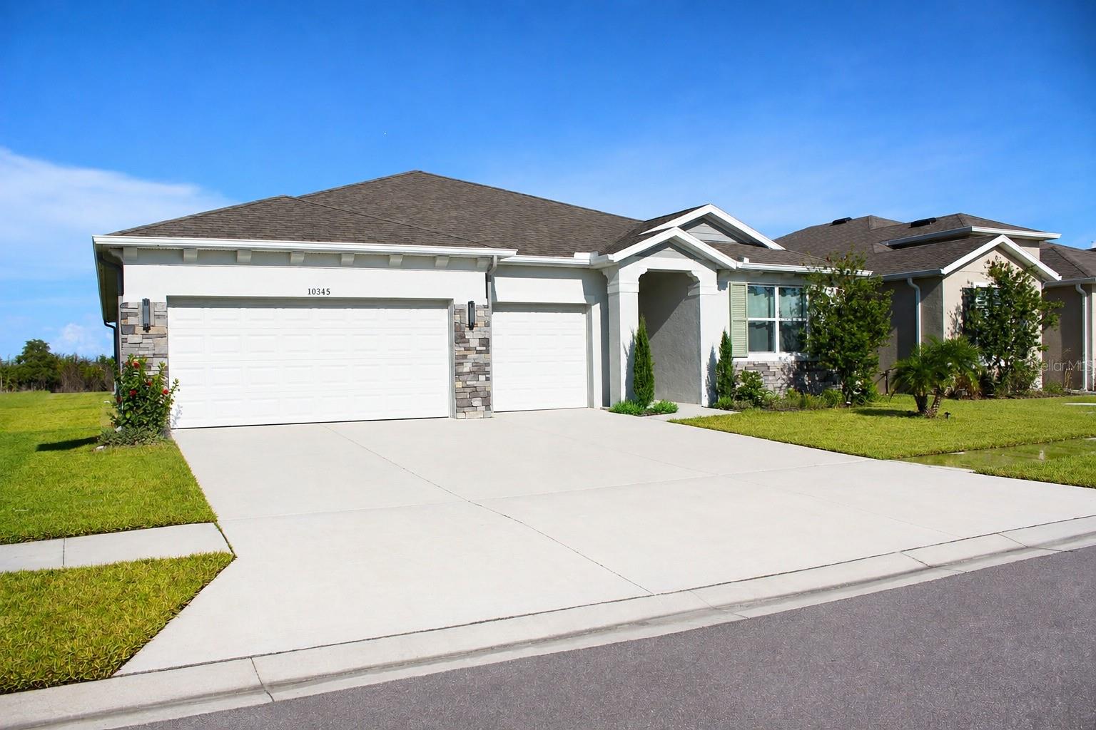 10345 Bridgegate Heights Loop, San Antonio, FL 33576 photo