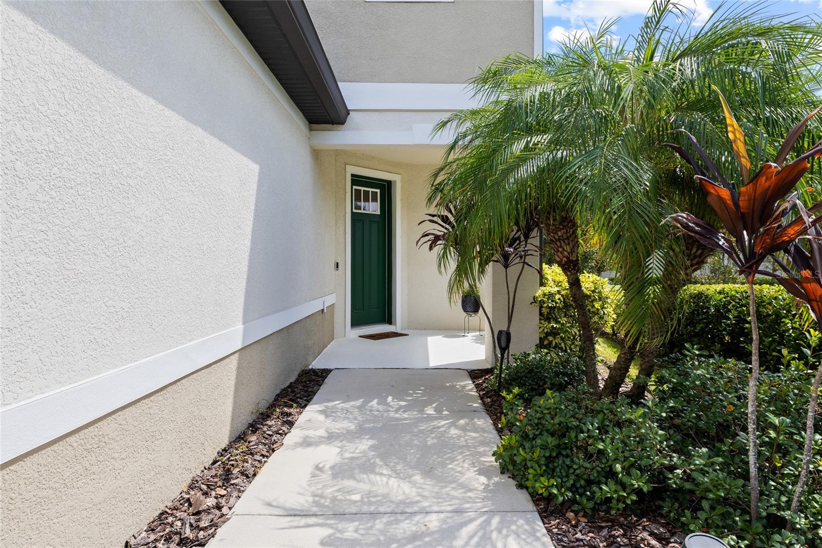 8519 Arabella Ln, Seminole, FL 33777 photo