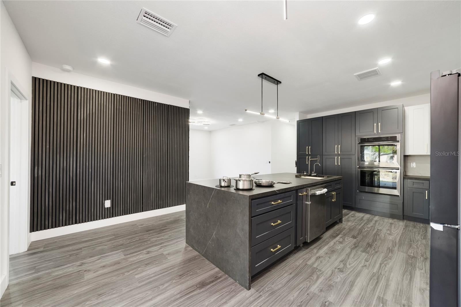 1013 Randall St, Orlando, FL 32805 photo