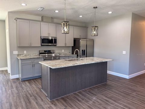 Single Family Residence in MELROSE FL 4141 SE 8TH AVENUE 11.jpg