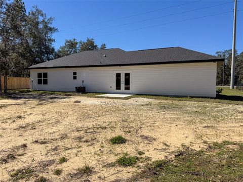 Single Family Residence in MELROSE FL 4141 SE 8TH AVENUE 2.jpg