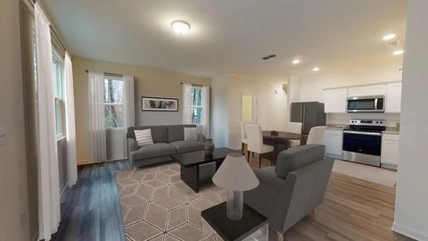 Townhouse in DADE CITY FL 11831 SYLVIA STREET 4.jpg