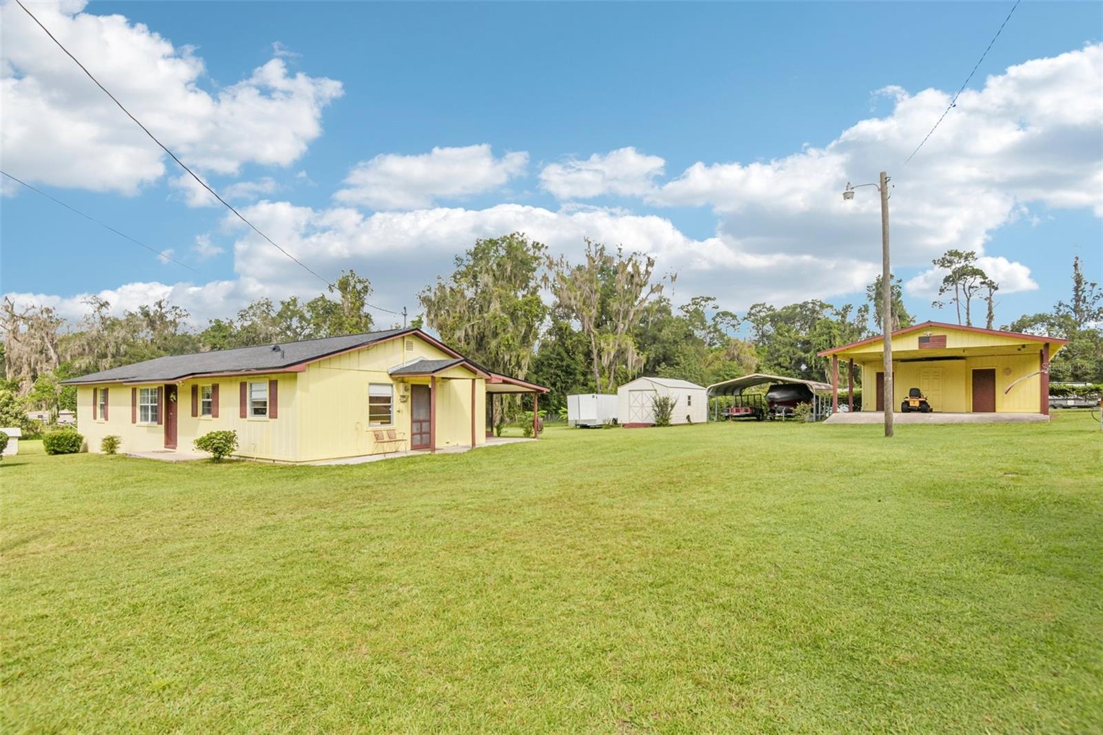 8560 County Road 638, Bushnell, FL 33513 photo