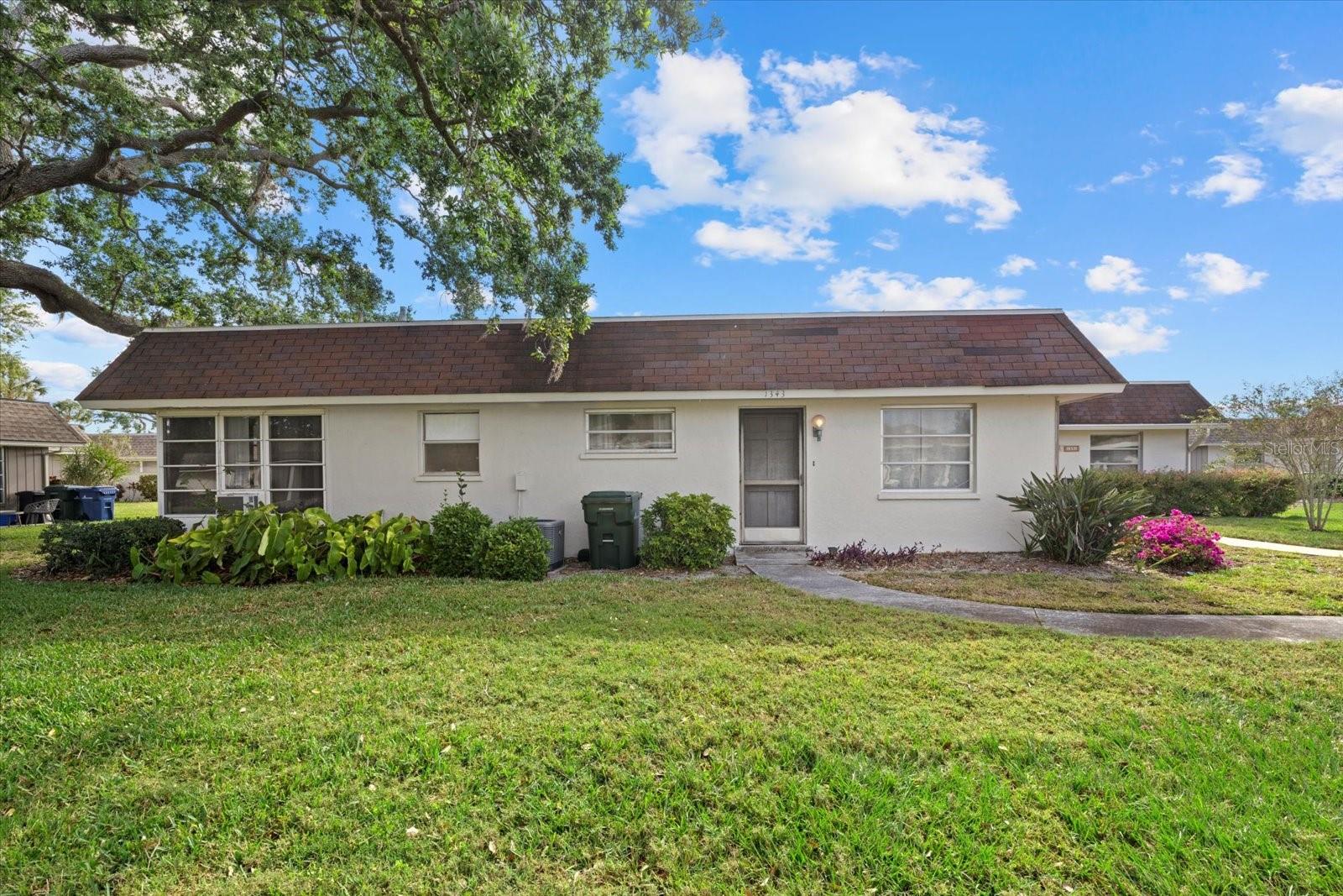 1343 Glendale Cir, Sarasota, FL 34232