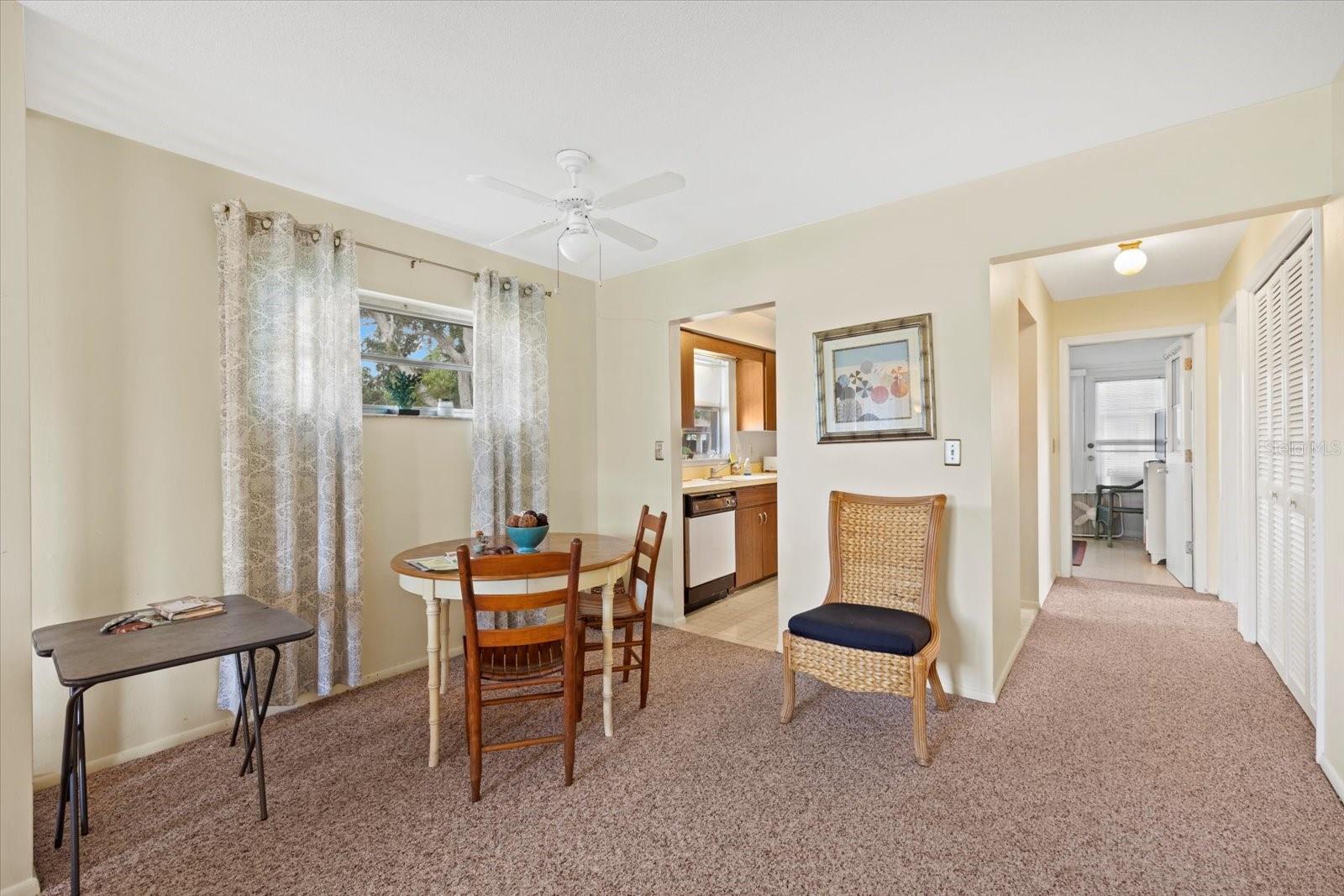 1343 Glendale Cir #216, Sarasota, FL 34232 photo