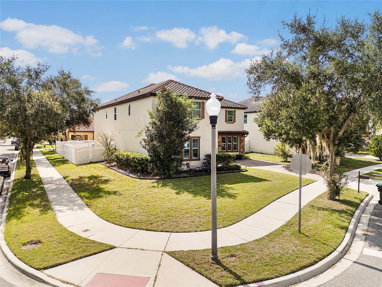 6152 Golden Dewdrop Trl, Windermere, FL 34786 photo