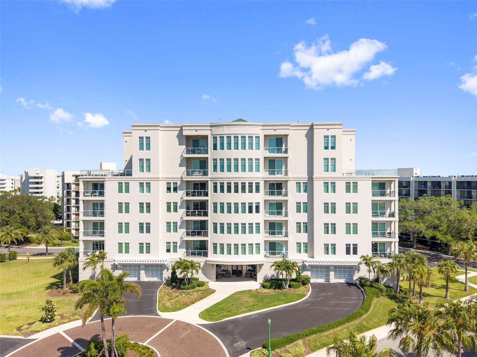 8 Palm Terrace 201, Clearwater, FL 33756