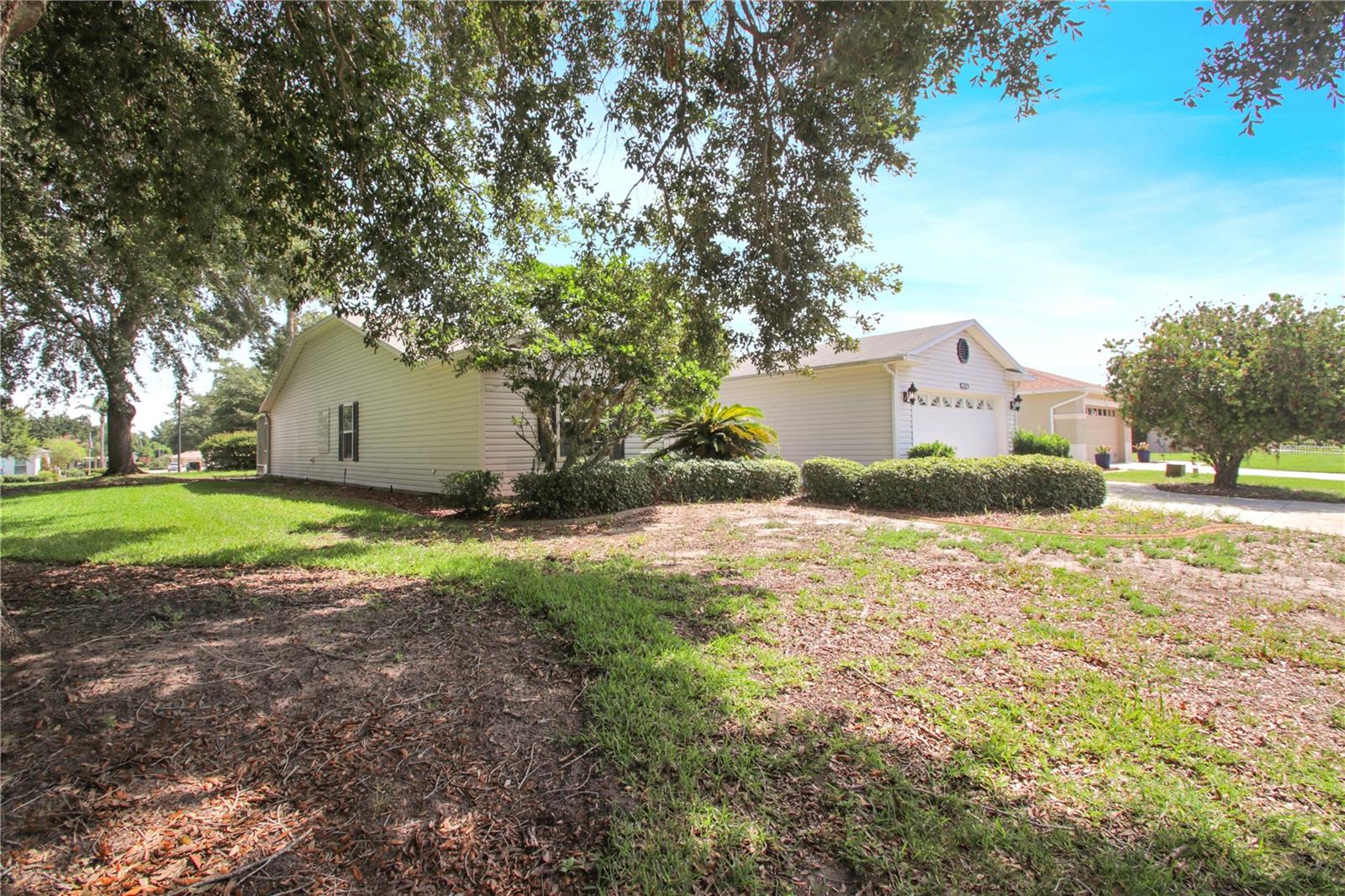 1009 Forest Breeze Path, Leesburg, FL 34748 photo