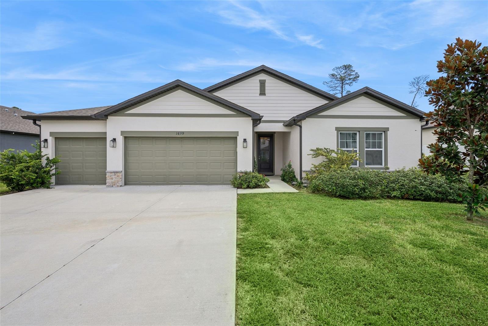 1699 Meadowlark Dr, Deltona, FL 32725