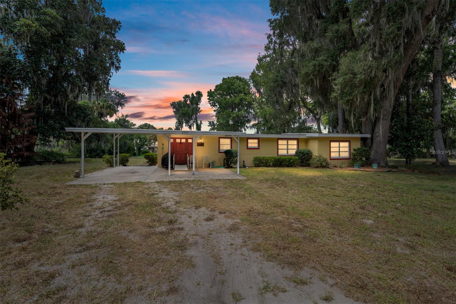2345 County Road 453, Lake Panasoffkee, FL 33538 photo