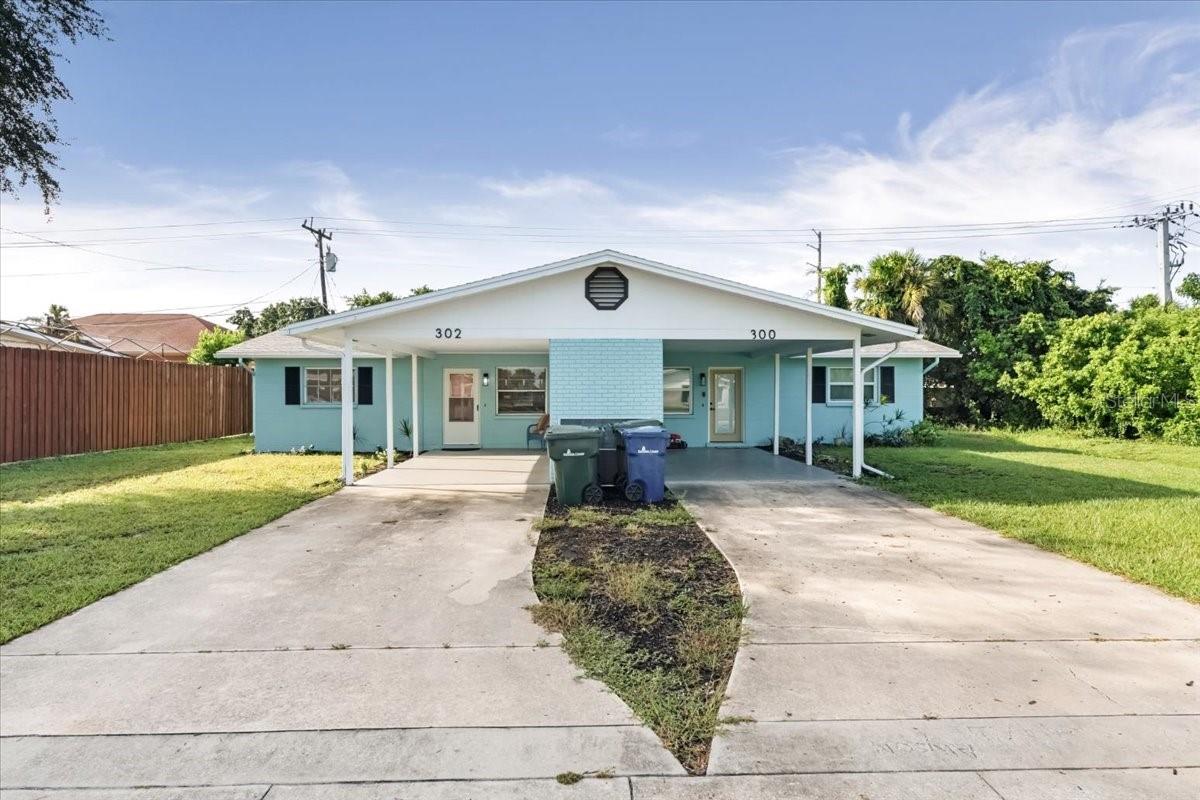 300 AND 302 Briarwood Rd, Venice, FL 34293