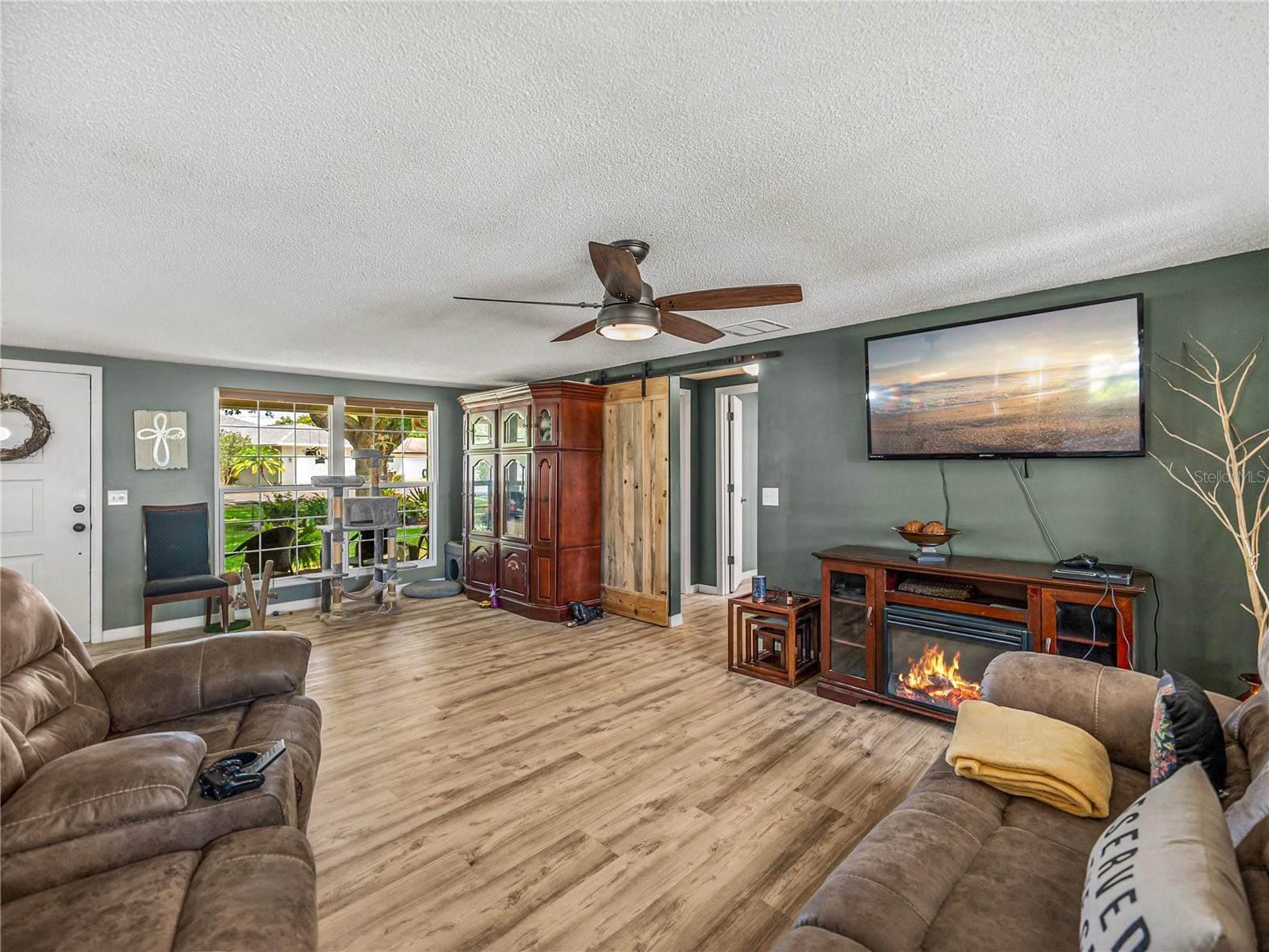 246 Canal Dr, Lake Wales, FL 33859 photo